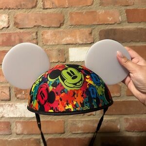 Disney World of Color Glow The Show Mickey Mouse Multi Light Up Ears batteries